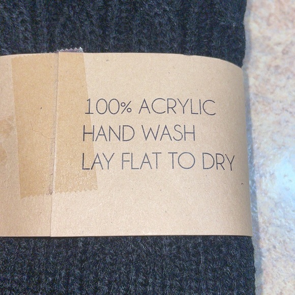 Peek a Boot Socks. 1 pair. Black. 100% Acrylic NEW! - Picture 2 of 3